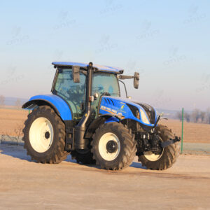 modrý traktor New Holland T6.160