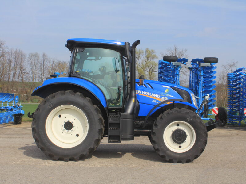 modrý traktor Neh Holland T6.160DC