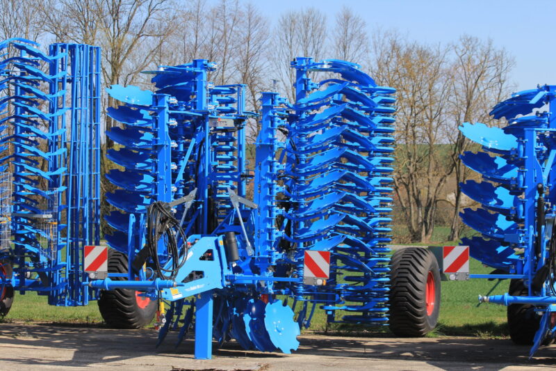 modrý podmietač Lemken Rubin 10